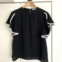 NOWNOW 半袖ブラウス ブラック×ホワイト