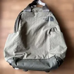THE NORTH FACE ネバーストップバックパック カーキのサムネイル