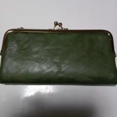 緑色 収納たっぷりな財布