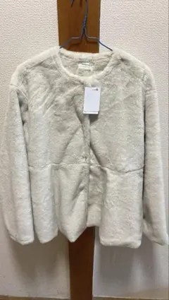 NOWNOW アイボリー ペプラムファーコート Mサイズ