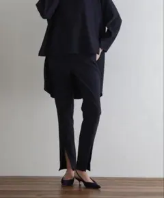 conte スリット ニットパンツ - メルカリ