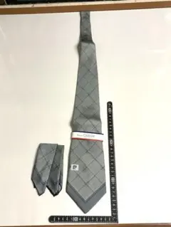 ピエールカルダン　ネクタイ、ハンカチセット　新品　★か6600