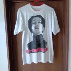 G-DRAGON FAM ポップアップ Tシャツ A BOY ホワイト 韓国限定 - メルカリ