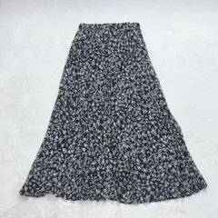 アースミュージック| ロングフレアスカート【F】小花柄 ウエストゴム ブラック
