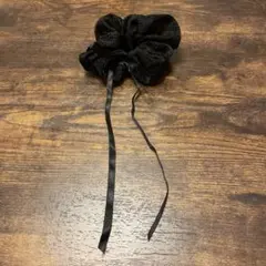 黒 ラメ入りリボンシュシュ　新品未使用