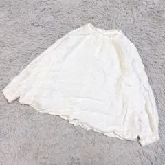 nest Robe ネストローブ リネン100% 2WAYフリルブラウス 生成りのサムネイル