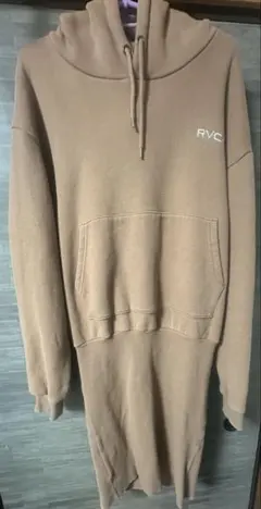 RVCA フード付きワンピース ブラウン