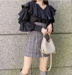 スナイデル　ラッフルボリュームブラウスSNIDEL