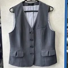 事務服ベスト、スカート