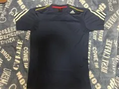 【美品】adidas ネイビー ショートスリーブシャツのサムネイル