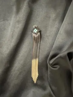 ○IOSSELIANI○片耳フリンジイヤリング