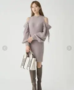 シースルーショルダーミニニットワンピース