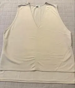 Vネック ノースリーブベスト　Lサイズ