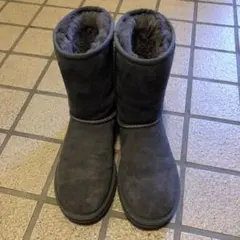 UGG クラシック　ショート　グレー　7