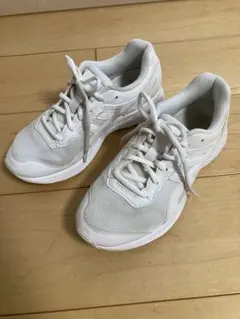 アシックス　通学靴　24.5