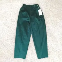 PT01　ピーティーゼロウーノ　テーパードパンツ　コーデュロイ　グリーンのサムネイル