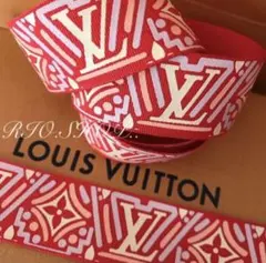 Item thumbnail for item 763b5e2d-bafd-40ee-888c-7a06cb574036