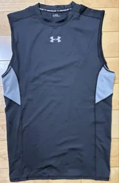 UNDER ARMOUR ノースリーブトップス ブラック XLのサムネイル