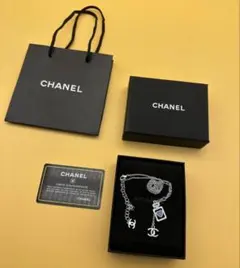 Item thumbnail for item ef283031-5d32-4d9d-8002-e76c9ef8140c