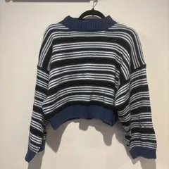 短丈ボーダーニット