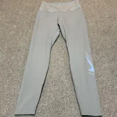 Item thumbnail for item 604454e9-03dd-4df3-a378-bf355f7145d5