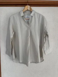Live in comfort スキッパーシャツ ベージュ