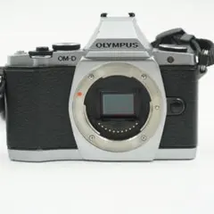 ✨Wi-Fi内蔵✨OLYMPUS OM-D E-M10 超望遠レンズセット✨ - メルカリ