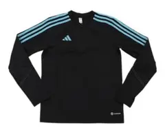 JP140センチ　adidas 長袖シャツ
