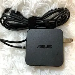 ASUS アダプター