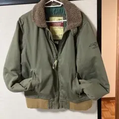 アバクロ ボア襟オリーブグリーンミリタリージャケット