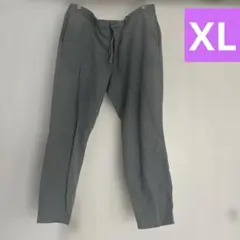 ユニクロ　グレーパンツ　XL