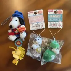 SNOOPスヌーピー　沖縄.北海道限定　キーホルダー