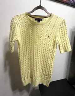 トミーヒルフィガー✨半袖ケーブルニット　ミニ丈　ショート　ブランドロゴ　イエロー