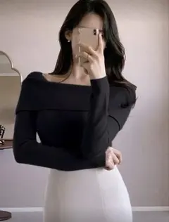 オフショルダー ブラック ニット 長袖