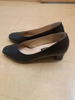 PARADIS COULEURブラックパンプスのサムネイル