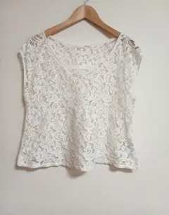 moussy＊マウジー＊総レースカットソー＊ペプラムトップス＊透かし編み