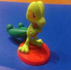 チョコエッグ　ポケモン　キモリ