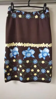最終値下げ花柄タイトスカート