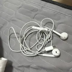 ホワイト 有線 イヤフォン 3.5mmジャック