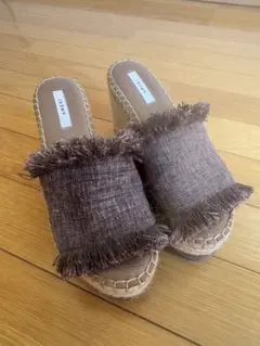 AMERI ✨フリンジブラウンサンダルのサムネイル