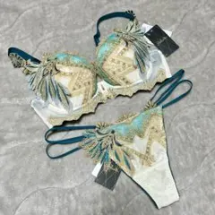 2026年最新】サルート店舗限定の人気アイテム - メルカリ