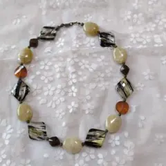 Item thumbnail for item 396ff766-75cc-4225-8588-c042a7e6ec98