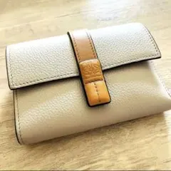 LOEWE ロエベ バーティカルウォレット スモール 三つ折り財布