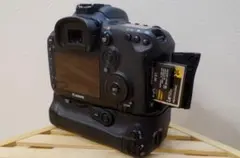 Canon EOS 7D Mark II CF256GB W-E1 Wi-Fi付のサムネイル