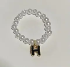 Labubu10cm パールネックレス Hイニシャルチャーム付ハンドメイド