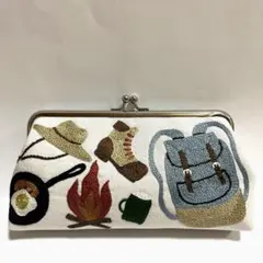 刺繍　がま口　ポーチ　ハンドメイド
