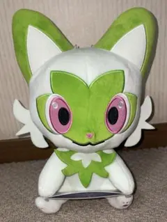 ポケモン　ニャオハ　ぬいぐるみ