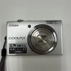 Nikon COOLPIX S570 本体 シルバーのサムネイル