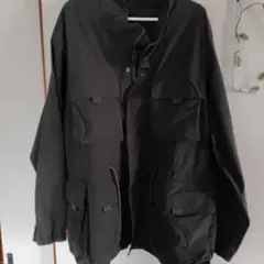 ナイロンジャケット