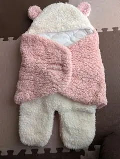 クマ耳付きフリースおくるみ